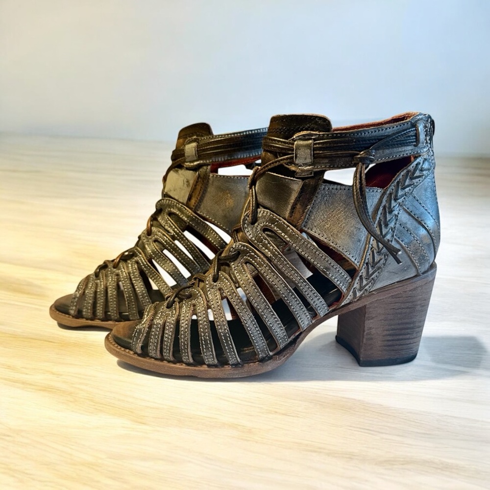 Freebird by Steven Wazee Silver Leather Booties Size 9